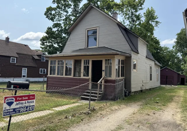 27th image of 178 Lathrop Ave, Battle Creek, MI 49014 | MLS# 64026037794