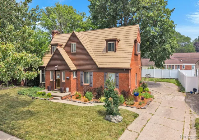 Photo 3 of Single family home for sale at 14844 Inkster Rd, Redford, MI 48239 | MLS# 20261057034 | Listing updated on 2026-08-15