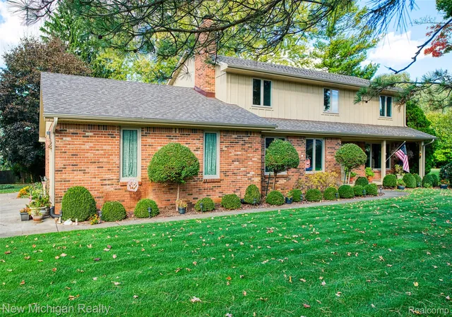 Photo 4 of Single family home for sale at 9201 Burning Tree Dr, Grand Blanc, MI 48439 | MLS# 20261057036 | Listing updated on 2026-09-14