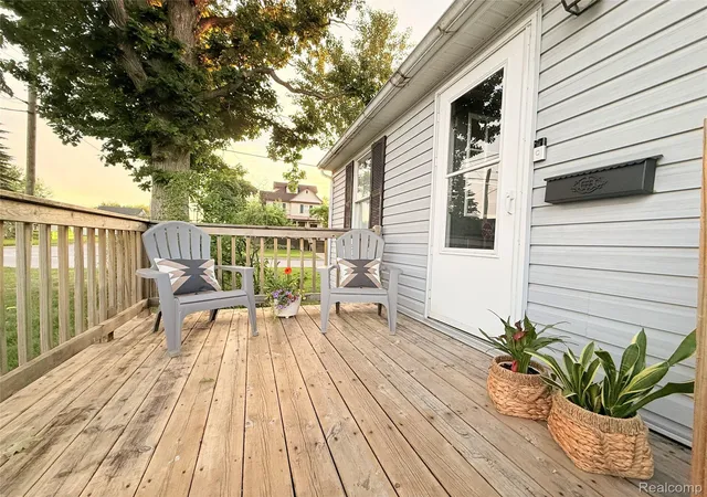 2nd image of 128 W 10th Ave, Sault Sainte Marie, MI 49783 | MLS# 20261057041