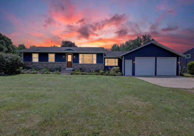 1st image of 4356 E Y Ave, Vicksburg, MI 49097 | MLS# 71026037810
