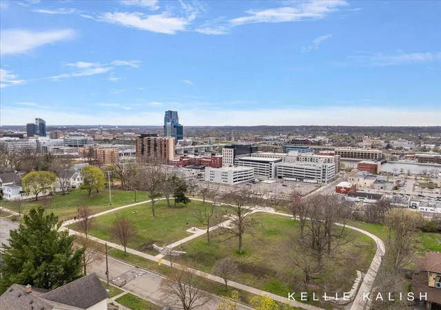 Photo 77 of Condo for sale at 814 Livingston Ave NE, Grand Rapids, MI 49503 | MLS# 65026037821 | Listing updated on 2026-10-07