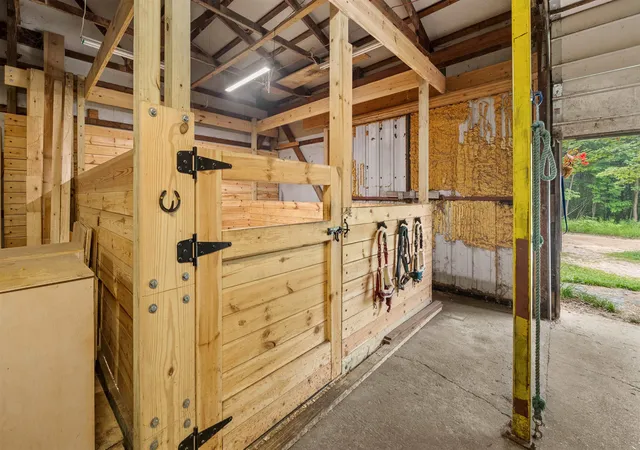 4th image of 5021 Marsh Rd, Kingsley, MI 49649 | MLS# 78080071377
