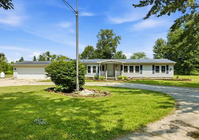 Photo 2 of Manufactured home for sale at 6940 Perry Rd, Brockway, MI 48097 | MLS# 81026037836 | Listing updated on 2026-09-11