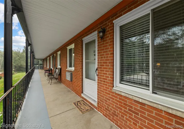 Photo 3 of Condo for sale at 2820 Woodslee Dr #205, Royal Oak, MI 48073 | MLS# 20261057115 | Listing updated on 2026-07-24