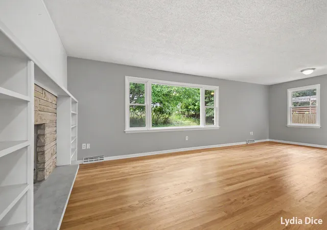 image of 4151 Kentridge Dr Se, Grand Rapids, MI 49508 | MLS# 65026037866