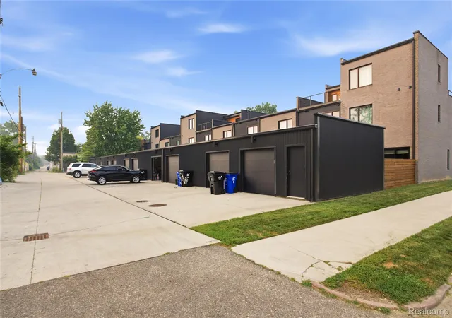 Photo 1 of Sale Pending at 3303 Cochrane #1, Detroit, MI 48208 | MLS# 20261057130 | Listing updated on 2026-08-31