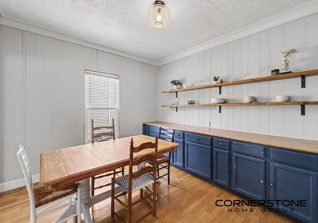 Photo 3 of Single family home for sale at 940 Chatham St Nw, Grand Rapids, MI 49504 | MLS# 65026037888 | Listing updated on 2026-10-02