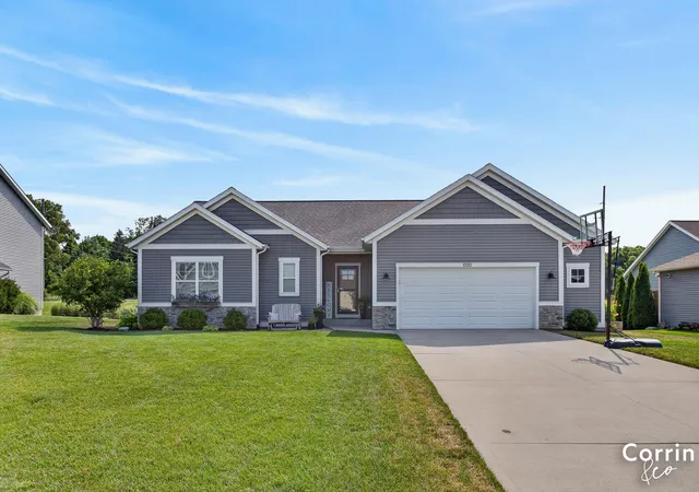 1st image of 1520 Shenandoah Dr, Zeeland, MI 49464 | MLS# 65026037889
