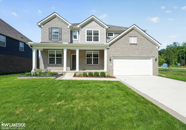 2nd image of 55777 Beacon Shore Dr, Utica, MI 48315 | MLS# 58050215895