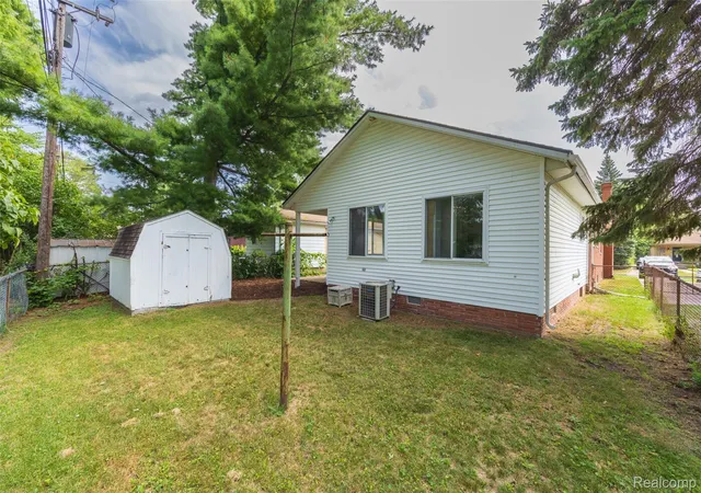 Photo 31 of Single family home for sale at 24091 Eastwood St, Oak Park, MI 48237 | MLS# 20261057165 | Listing updated on 2026-09-06
