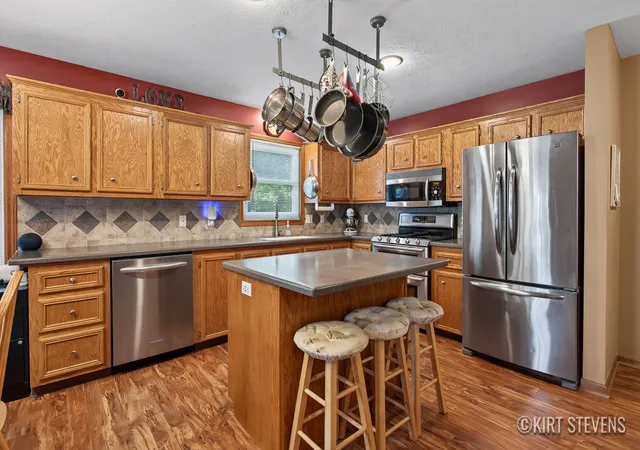 2nd image of 5911 Frostline Dr, Allendale, MI 49401 | MLS# 65026037945