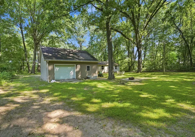Photo 2 of Single family home for sale at 26839 Marcellus Hwy, Dowagiac, MI 49047 | MLS# 69026037944 | Listing updated on 2026-08-28