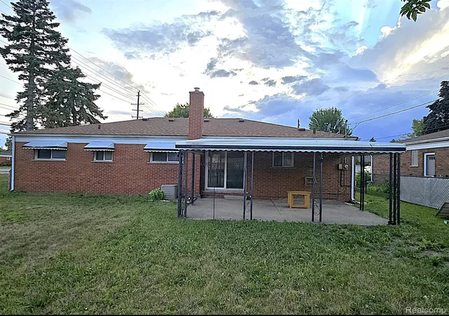Photo 3 of Single family home for sale at 29012 James Dr, Warren, MI 48092 | MLS# 20261057215 | Listing updated on 2026-09-16