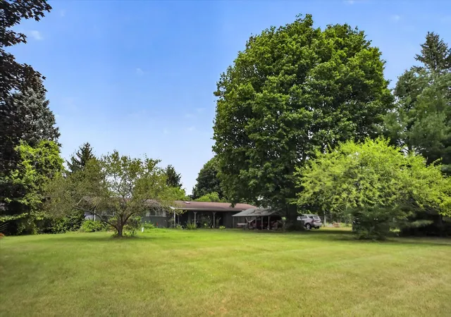 Photo 1 of Single family home for sale at 40516 County Rd 669, Decatur, MI 49045 | MLS# 69026037950 | Listing updated on 2026-08-14