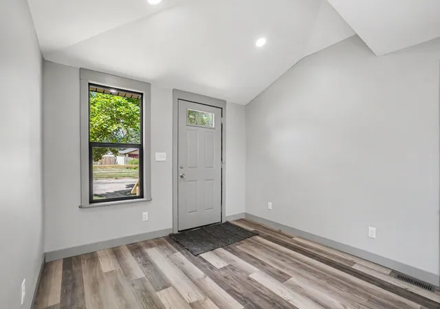 Photo 3 of Single family home for sale at 216 W Cushman St, Three Rivers, MI 49093 | MLS# 68026037974 | Listing updated on 2026-09-02