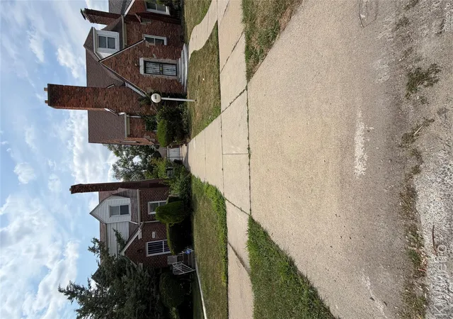 Photo 2 of Single family home for sale at 18411 Snowden St, Detroit, MI 48235 | MLS# 20261057242 | Listing updated on 2026-08-28