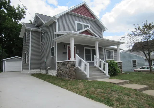Photo 1 of Sale Pending at 22 N Wabash Ave, Battle Creek, MI 49017 | MLS# 64026037977 | Listing updated on 2026-08-11