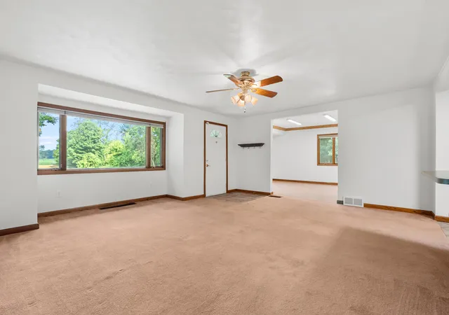3rd image of 12876 Helmer Rd S, Battle Creek, MI 49015 | MLS# 64026037975
