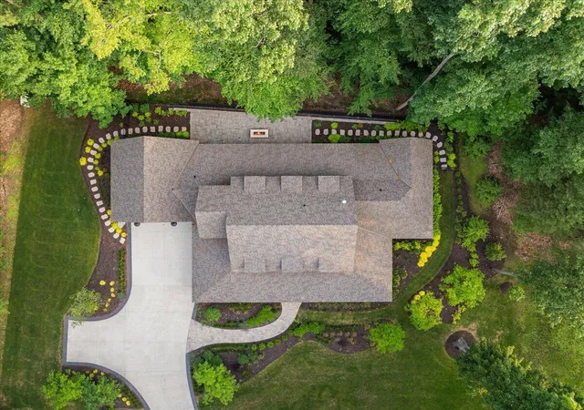 Photo 85 of Single family home for sale at 317 N Lakeshore Dr, Holland, MI 49424 | MLS# 71026037986 | Listing updated on 2026-08-12