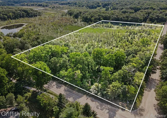 Land for sale at Parcel C Bauer Rd, GenoaTownship_Livingston, MI 48116 | MLS# 20261057262