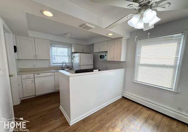 Photo 4 of Single family home for sale at 426 E Webster St, Ferndale, MI 48220 | MLS# 5050215931 | Listing updated on 2026-08-27
