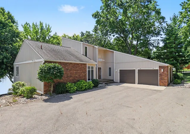 Photo 3 of Single family home for sale at 61583 Raintree Blvd, Sturgis, MI 49091 | MLS# 68026038005 | Listing updated on 2026-07-30