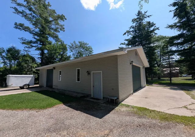 5th image of 444 Wilber Rd, Tawas City, MI 48763 | MLS# 77080071390