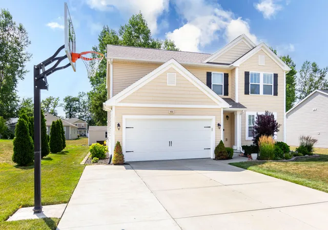 Photo 3 of Single family home for sale at 635 Rockway Dr, Linden, MI 48451 | MLS# 81026038019 | Listing updated on 2026-07-23