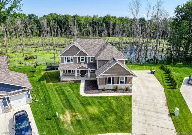 5th image of 685 Birkdale Dr, Marion Township Livingston, MI 48843 | MLS# 20261057274