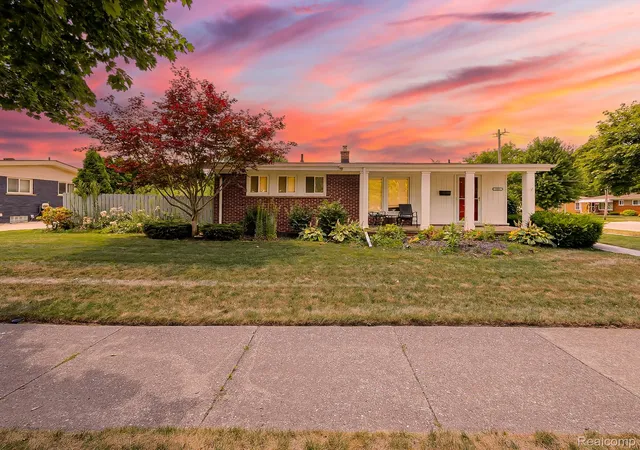 Photo 1 of Sale Pending at 2681 Emeline St, Trenton, MI 48183 | MLS# 20261057283 | Listing updated on 2026-09-03