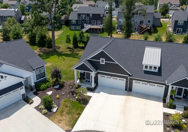 2nd image of 8787 Brayridge Dr, Jenison, MI 49428 | MLS# 65026038039