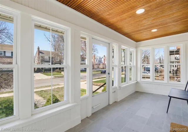Photo 2 of Single family home for sale at 1029 Longfellow Ave, Royal Oak, MI 48067 | MLS# 20261057306 | Listing updated on 2026-10-07