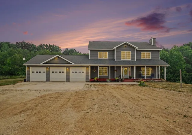 Single family home for sale at 6600 N Crawford Rd, Rosebush, MI 48878 | MLS# 79080071405