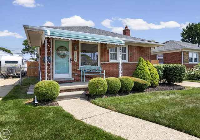 Photo 1 of Single family home for sale at 22933 Doremus St, Saint Clair Shores, MI 48080 | MLS# 58050215950 | Listing updated on 2026-08-04