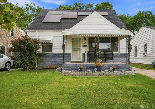 Photo 2 of Single family home for sale at 6539 Rosemont Ave, Detroit, MI 48228 | MLS# 20261057307 | Listing updated on 2026-08-26