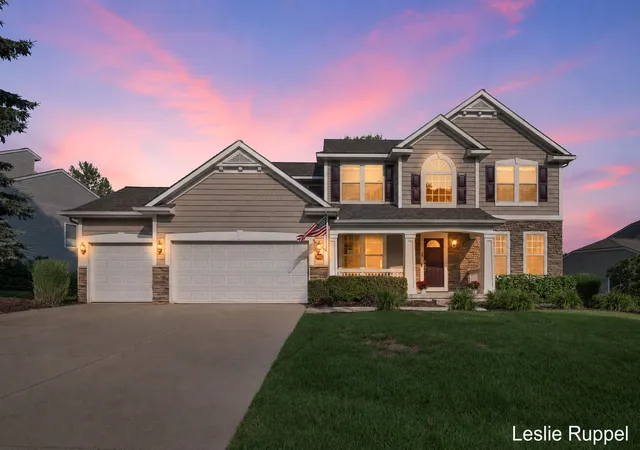 image of 2643 Arbor Chase Dr Ne, Grand Rapids, MI 49525 | MLS# 65026038059