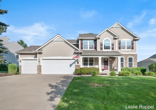 image of 2643 Arbor Chase Dr Ne, Grand Rapids, MI 49525 | MLS# 65026038059