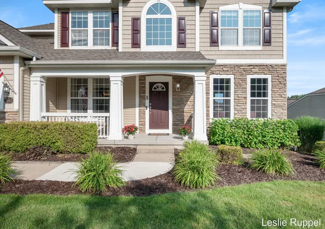 image of 2643 Arbor Chase Dr Ne, Grand Rapids, MI 49525 | MLS# 65026038059