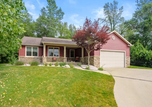 Photo 1 of Single family home for sale at 3992 Marietta Cir, Kalamazoo, MI 49009 | MLS# 66026038056 | Listing updated on 2026-07-24