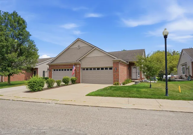 Photo 1 of Condo for sale at 809 Chelsea Ridge Ct, Howell, MI 48843 | MLS# 20261057319 | Listing updated on 2026-08-20