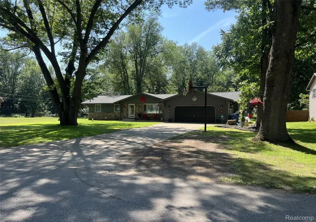 Photo 1 of Single family home for sale at 1439 Ivanhoe Rd, Ludington, MI 49431 | MLS# 20261057334 | Listing updated on 2026-07-25