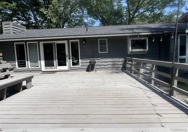 Photo 3 of Single family home for sale at 1439 Ivanhoe Rd, Ludington, MI 49431 | MLS# 20261057334 | Listing updated on 2026-07-25