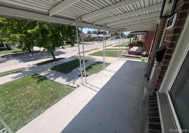 21st image of 1038 Detroit Ave, Lincoln Park, MI 48146 | MLS# 20261057338