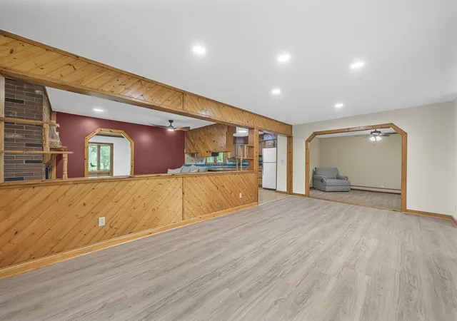 Photo 4 of Single family home for sale at 6586 Betsie River Rd, Interlochen, MI 49643 | MLS# 78080071412 | Listing updated on 2026-09-11