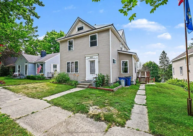 Photo 1 of Multi family home for sale at 430 E Bremer St, Cadillac, MI 49601 | MLS# 78080071415 | Listing updated on 2026-07-27