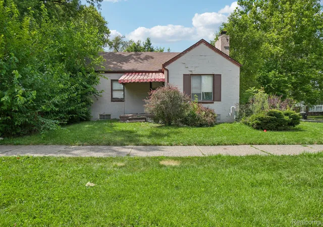 Photo 18 of Single family home for sale at 15906 Collingham Dr, Detroit, MI 48205 | MLS# 20261057356 | Listing updated on 2026-07-24