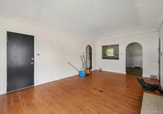 Photo 4 of Single family home for sale at 15906 Collingham Dr, Detroit, MI 48205 | MLS# 20261057356 | Listing updated on 2026-07-24