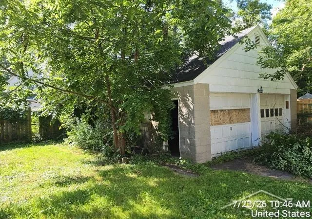 Photo 3 of Single family home for sale at 920 N Mason St, Saginaw, MI 48602 | MLS# 61050215977 | Listing updated on 2026-07-23