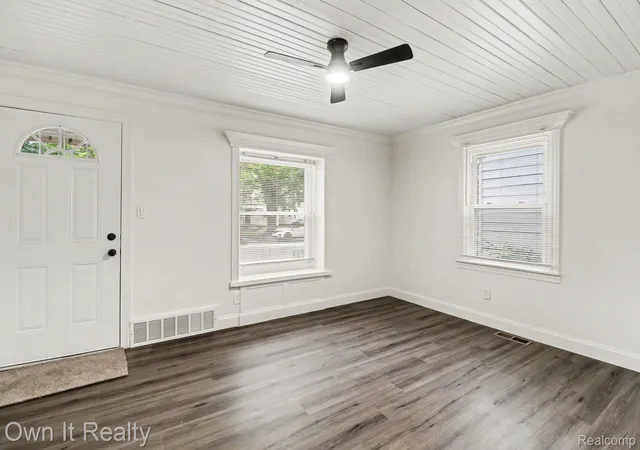 Photo 3 of Single family home for sale at 7461 Lamphere, Redford, MI 48239 | MLS# 20261057357 | Listing updated on 2026-10-20